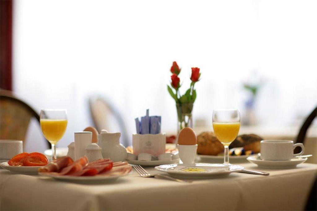 מיינץ Hotel Moguntia מראה חיצוני תמונה